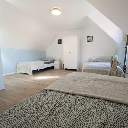Modern Bedburg-hau Appartement *