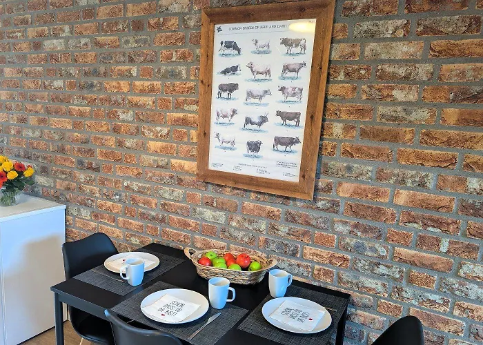 Modern Bedburg-hau Hau